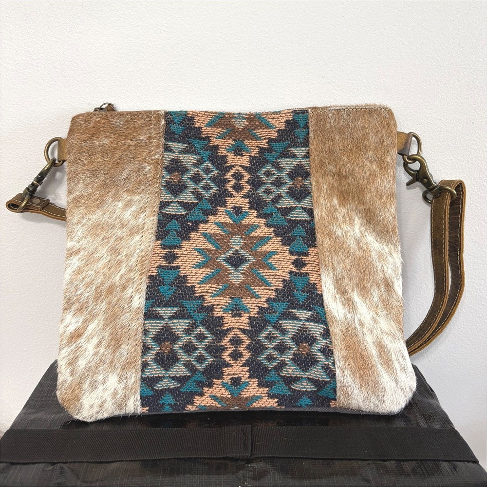Myra Bag Cowhide Woven Rug Crossbody Bag Southwestern Geometric Grey Canvas
